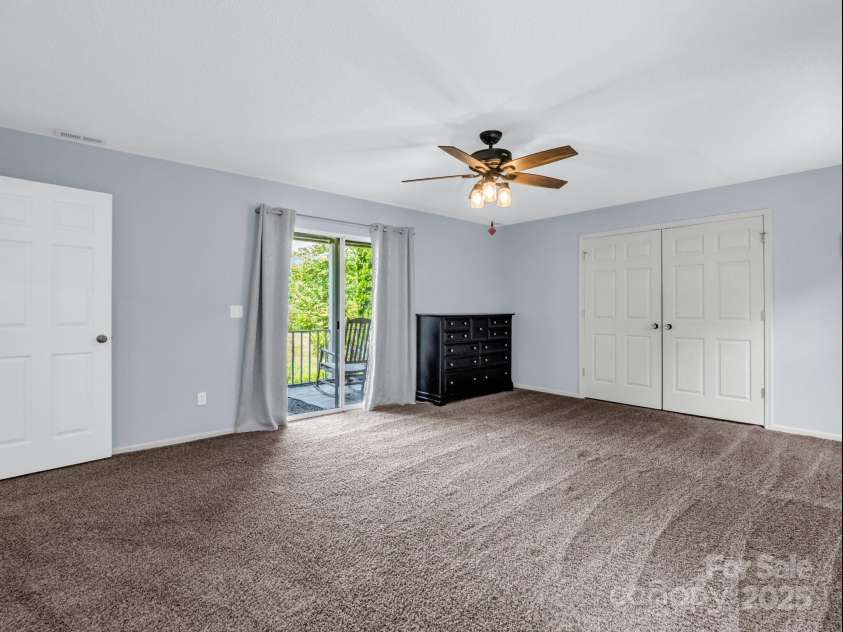 198 Sugarbush Point, Lake Lure, NC 28746.  MLS# CAR4275826, YatesRealty ID 27015. 