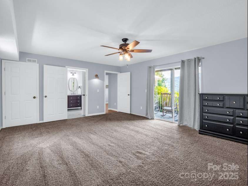 198 Sugarbush Point, Lake Lure, NC 28746.  MLS# CAR4275826, YatesRealty ID 27015. 