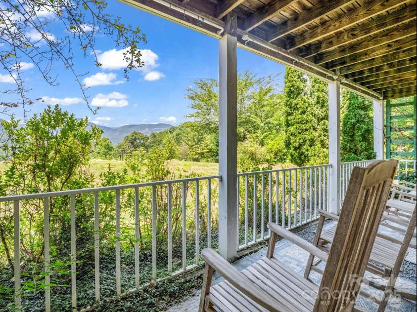 198 Sugarbush Point, Lake Lure, NC 28746.  MLS# CAR4275826, YatesRealty ID 27015. 