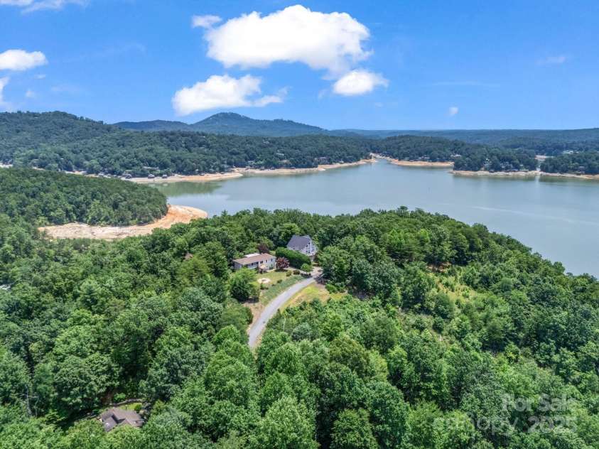 198 Sugarbush Point, Lake Lure, NC 28746.  MLS# CAR4275826, YatesRealty ID 27015. 