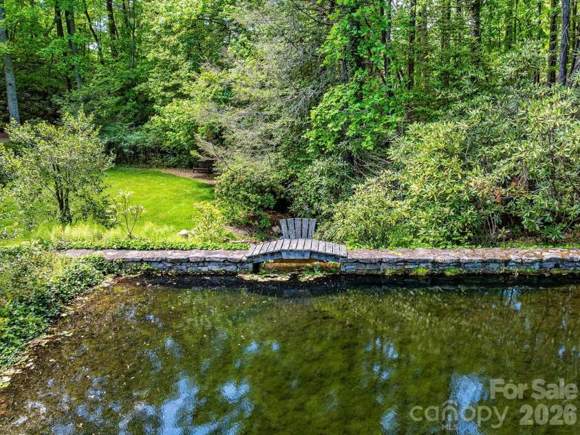 1213 Bull Pen Road, Cashiers, NC 28717.  MLS# CAR4388035, YatesRealty ID 27016. 