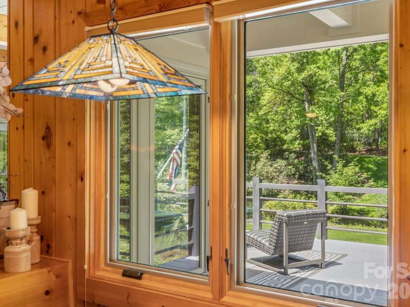 1213 Bull Pen Road, Cashiers, NC 28717.  MLS# CAR4388035, YatesRealty ID 27016. 