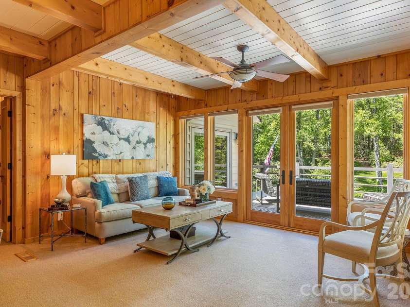 1213 Bull Pen Road, Cashiers, NC 28717.  MLS# CAR4388035, YatesRealty ID 27016. 