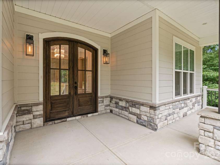 8283 Long Island Road, Catawba, NC 28609.  MLS# CAR4269177, YatesRealty ID 27018. 