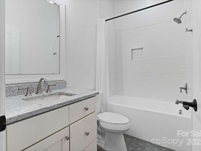 8283 Long Island Road, Catawba, NC 28609.  MLS# CAR4269177, YatesRealty ID 27018. 