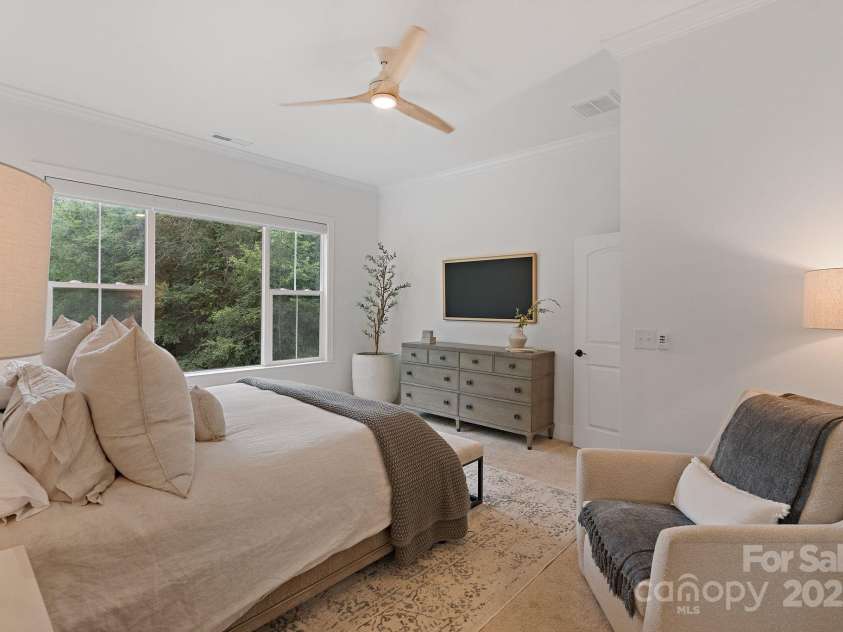 8283 Long Island Road, Catawba, NC 28609.  MLS# CAR4269177, YatesRealty ID 27018. 