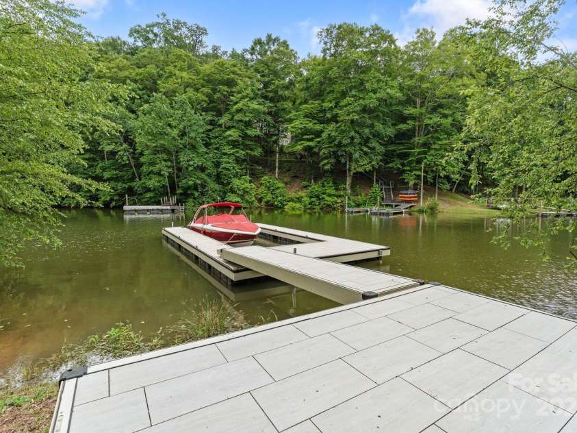 8283 Long Island Road, Catawba, NC 28609.  MLS# CAR4269177, YatesRealty ID 27018. 