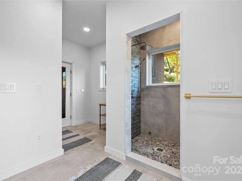 1075 Center Court Drive, Boone, NC 28605.  MLS# CAR4313256, YatesRealty ID 2702. Lower-level spa