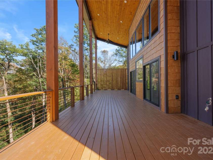 1075 Center Court Drive, Boone, NC 28605.  MLS# CAR4313256, YatesRealty ID 2702. Main-level deck