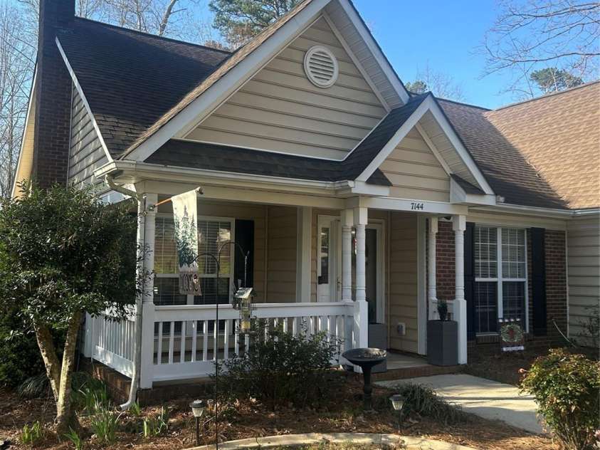 7144 HUNTERS BLUFF Drive, Denver, NC 28037.  MLS# CAR4238056, YatesRealty ID 2702. 