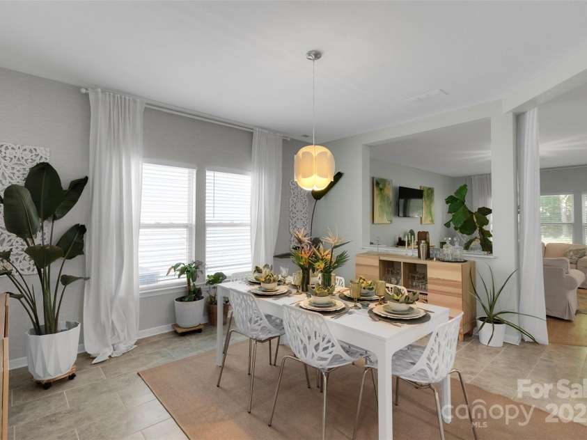 2926 Royal Fern Lane, Charlotte, NC 28215.  MLS# CAR4273408, YatesRealty ID 27020. 