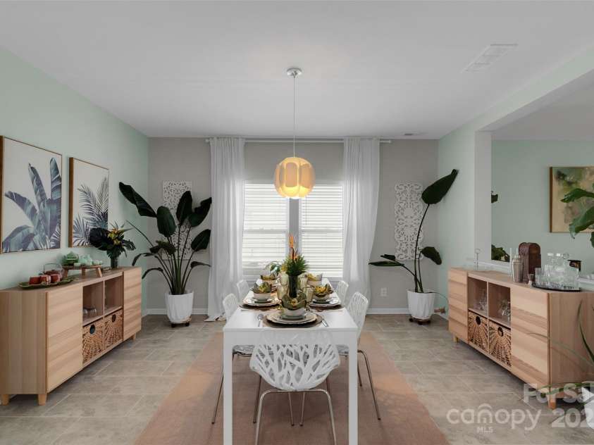 2926 Royal Fern Lane, Charlotte, NC 28215.  MLS# CAR4273408, YatesRealty ID 27020. 