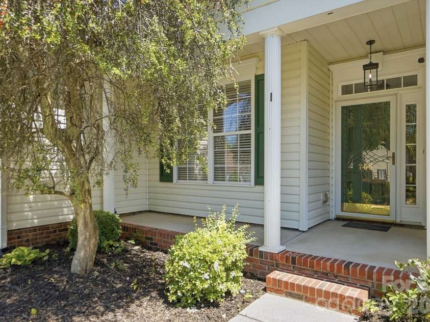 766 Platinum Drive, Fort Mill, SC 29708.  MLS# CAR4373139, YatesRealty ID 27022. Front Porch