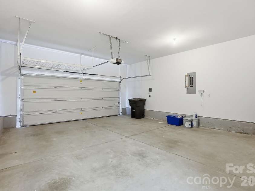 766 Platinum Drive, Fort Mill, SC 29708.  MLS# CAR4373139, YatesRealty ID 27022. Garage
