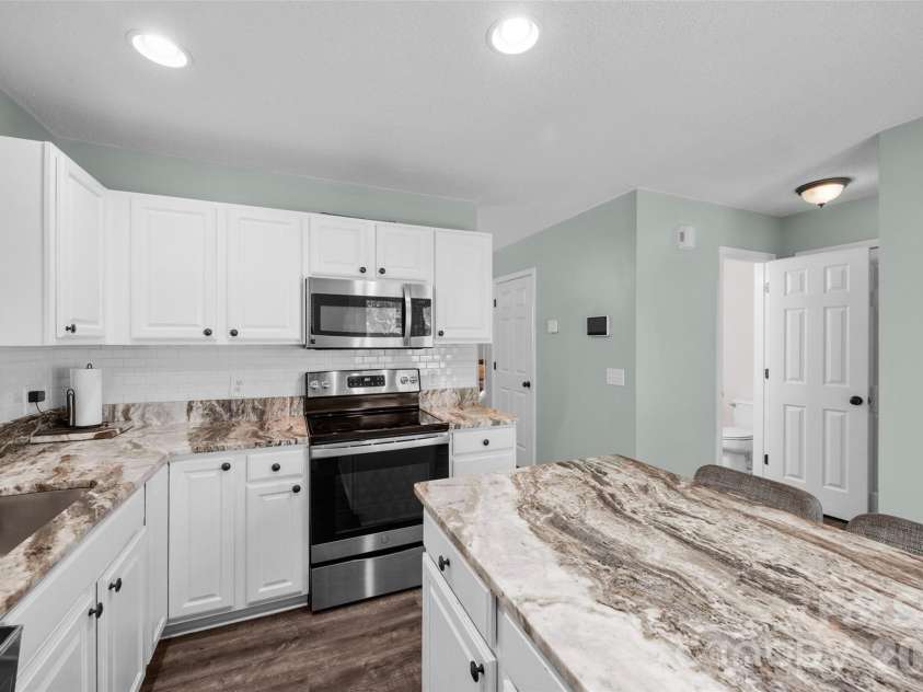 1756 Hidden Creek Drive, Rock Hill, SC 29732.  MLS# CAR4388044, YatesRealty ID 27023. 