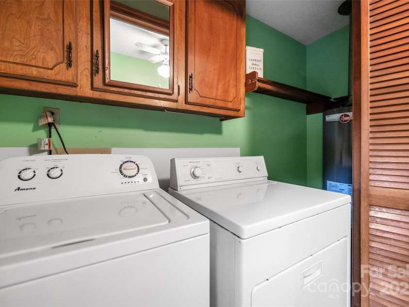 218 Wright Street, Gastonia, NC 28056.  MLS# CAR4279552, YatesRealty ID 27027. 