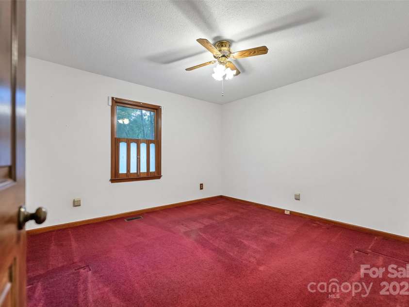 218 Wright Street, Gastonia, NC 28056.  MLS# CAR4279552, YatesRealty ID 27027. 