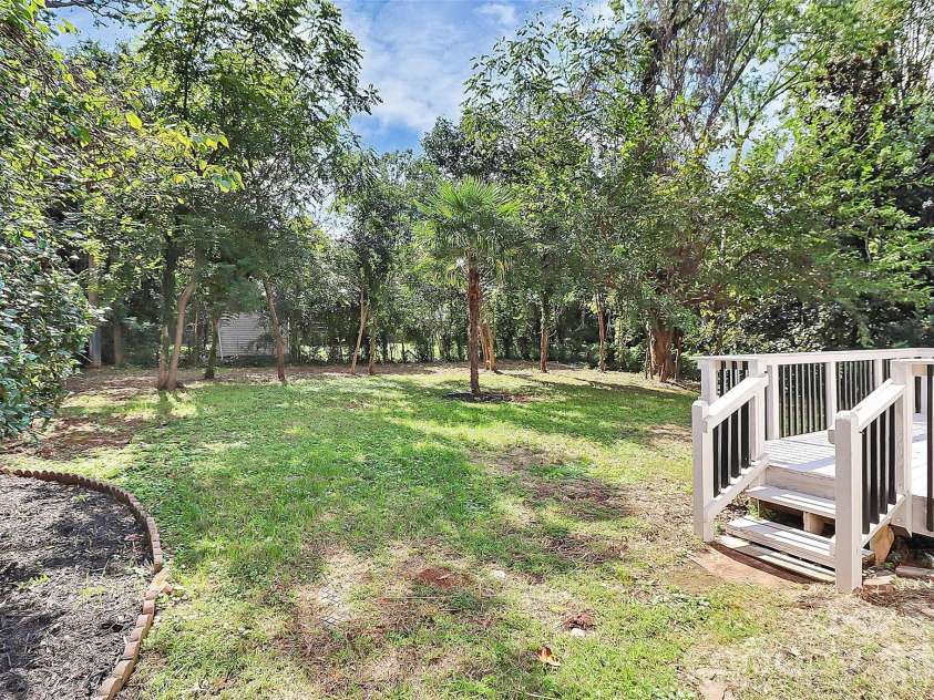 2038 Sandhurst Drive, Charlotte, NC 28205.  MLS# CAR4382619, YatesRealty ID 27029. 