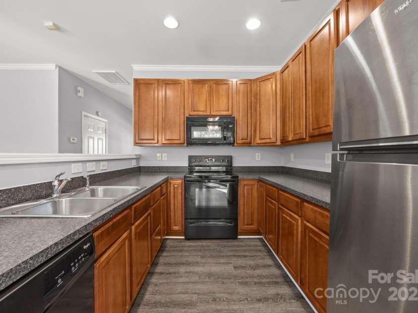 218 Tail Race Lane, Fort Mill, SC 29715.  MLS# CAR4315045, YatesRealty ID 2703. 