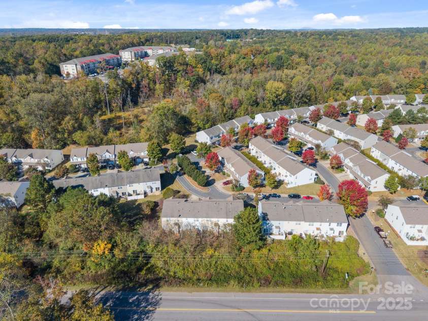 218 Tail Race Lane, Fort Mill, SC 29715.  MLS# CAR4315045, YatesRealty ID 2703. 