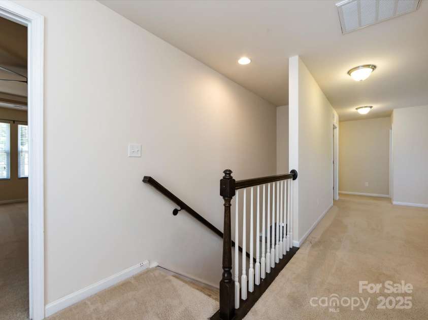 3306 Ringtail Lane, Charlotte, NC 28216.  MLS# CAR4282483, YatesRealty ID 27030. 