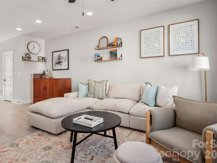 566 West End Drive, Charlotte, NC 28208.  MLS# CAR4359190, YatesRealty ID 27030. Living Room2