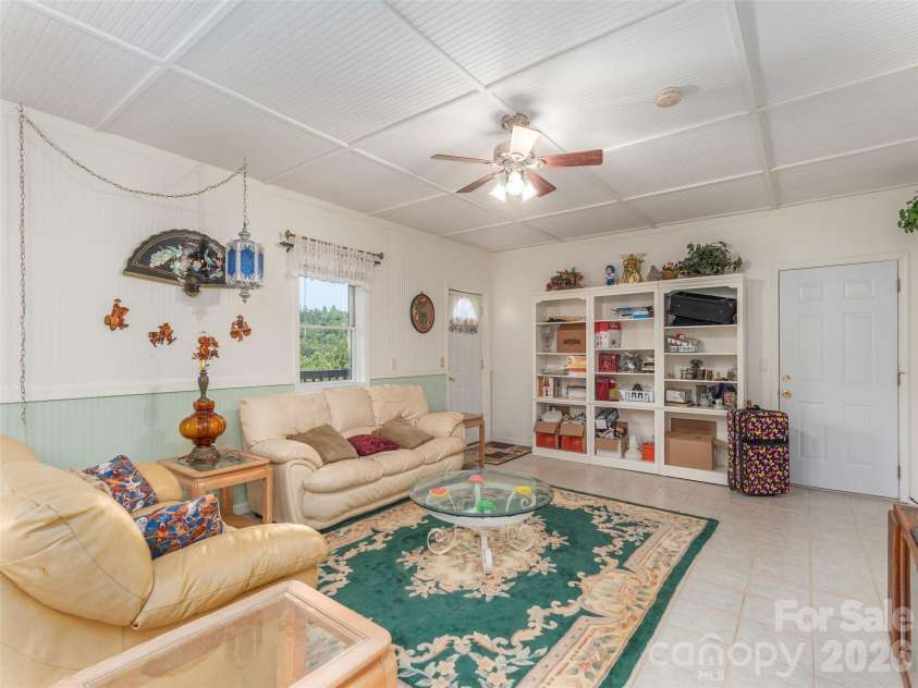 1120 Jacobs Branch Road, Franklin, NC 28734.  MLS# CAR4386192, YatesRealty ID 27031. 