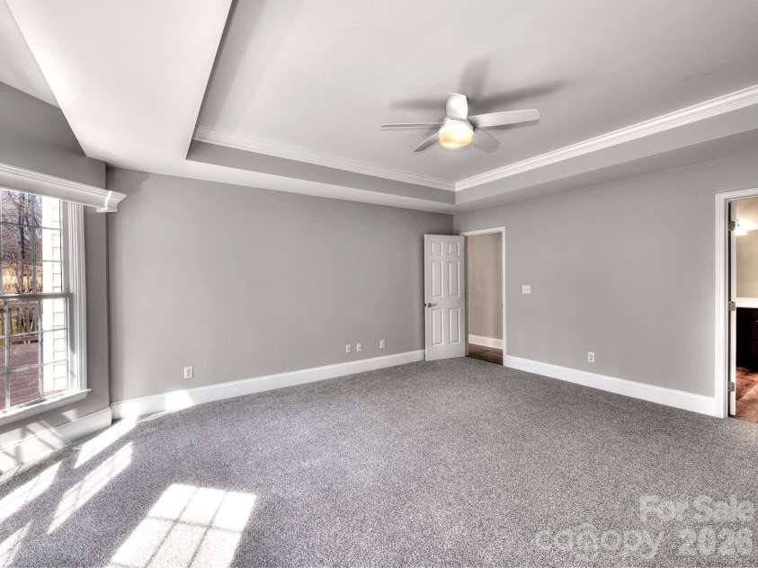 16009 Cranleigh Drive, Huntersville, NC 28078.  MLS# CAR4344485, YatesRealty ID 27032. 