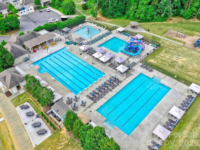 16009 Cranleigh Drive, Huntersville, NC 28078.  MLS# CAR4344485, YatesRealty ID 27032. Northstone has four pools