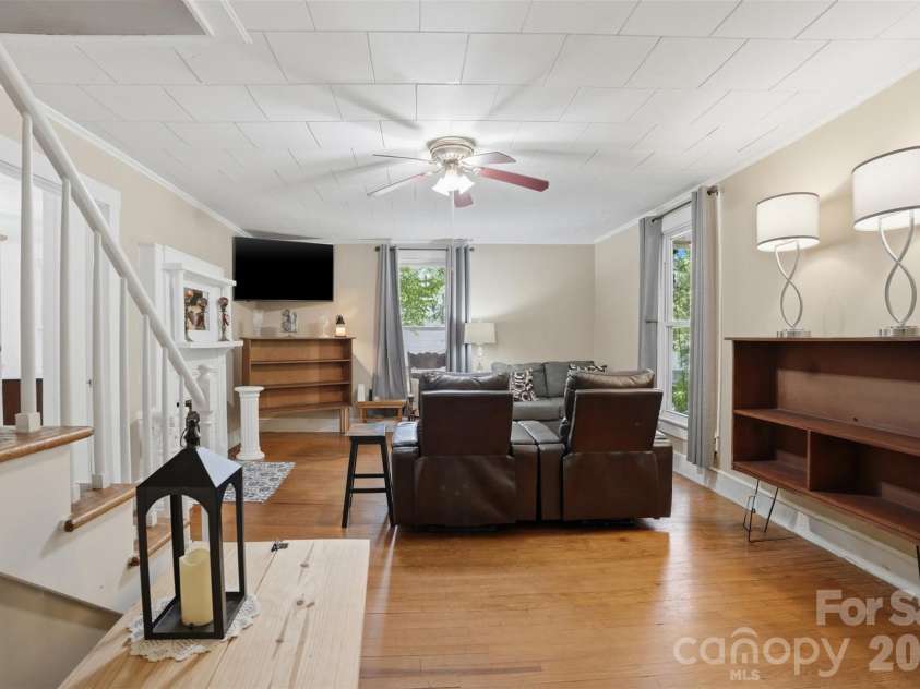 1815 Hemlock Avenue, Gastonia, NC 28054.  MLS# CAR4383647, YatesRealty ID 27033. Living Room