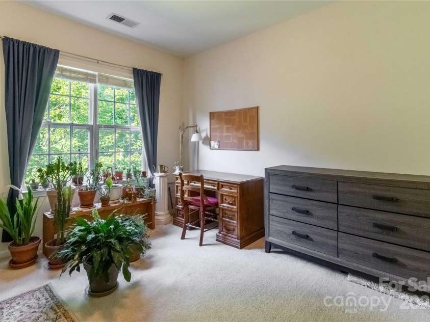 332 Appeldoorn Circle, Asheville, NC 28803.  MLS# CAR4279509, YatesRealty ID 27033. 3rd bedroom