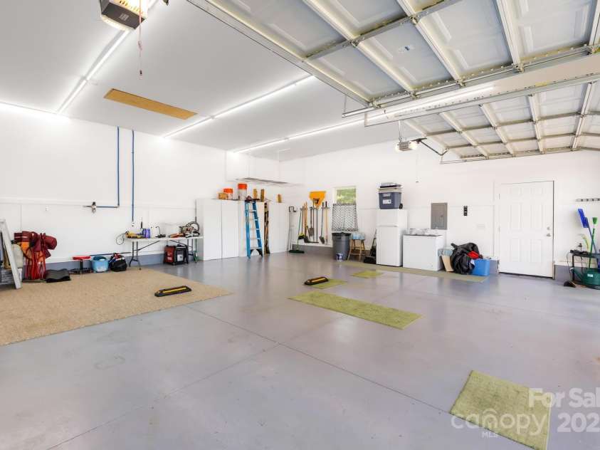 240 Red Cedar Road, Mooresville, NC 28115.  MLS# CAR4281683, YatesRealty ID 27034. 