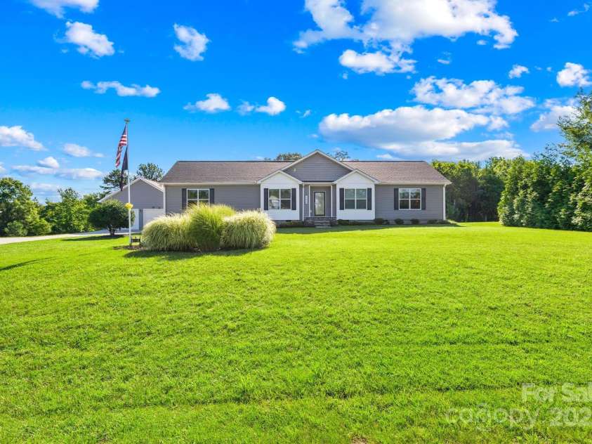 240 Red Cedar Road, Mooresville, NC 28115.  MLS# CAR4281683, YatesRealty ID 27034. 