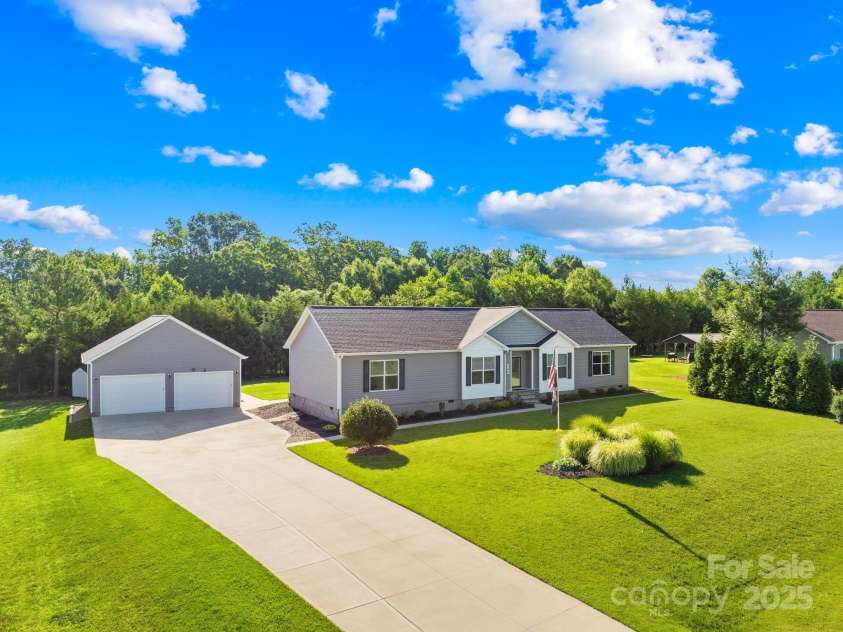 240 Red Cedar Road, Mooresville, NC 28115.  MLS# CAR4281683, YatesRealty ID 27034. 