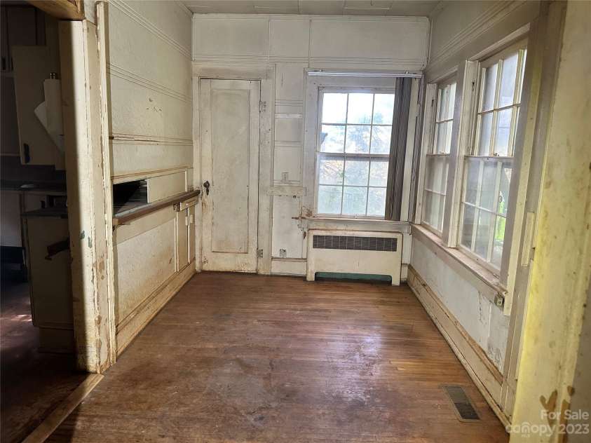 324 Buzzards Roost Road, Cullowhee, NC 28723.  MLS# CAR4073745, YatesRealty ID 27036. 