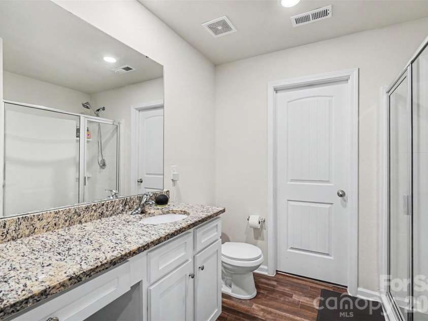 1112 Creedmore Court, Charlotte, NC 28215.  MLS# CAR4385093, YatesRealty ID 27037. 