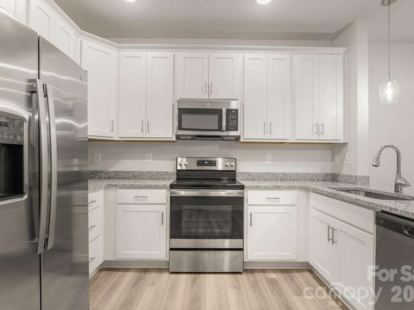 1115 Foundry Drive, Gastonia, NC 28054.  MLS# CAR4351253, YatesRealty ID 27038. 