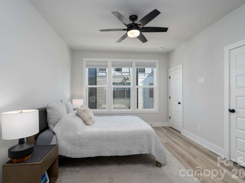 5018 Tiny Lane, Charlotte, NC 28203.  MLS# CAR4381523, YatesRealty ID 27040. 
