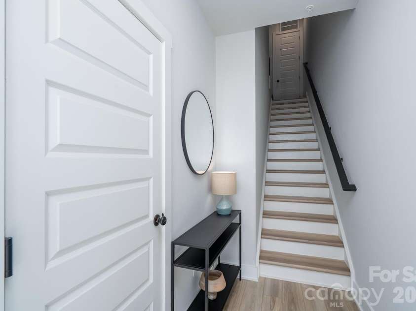 5018 Tiny Lane, Charlotte, NC 28203.  MLS# CAR4381523, YatesRealty ID 27040. 