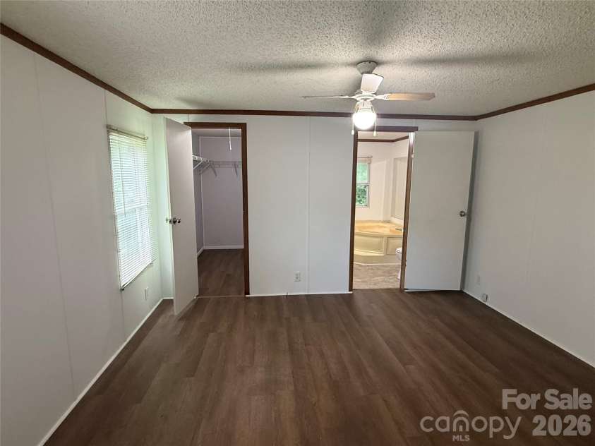 4956 CRAWLEY DALE Street, Morganton, NC 28655.  MLS# CAR4379908, YatesRealty ID 27041. 
