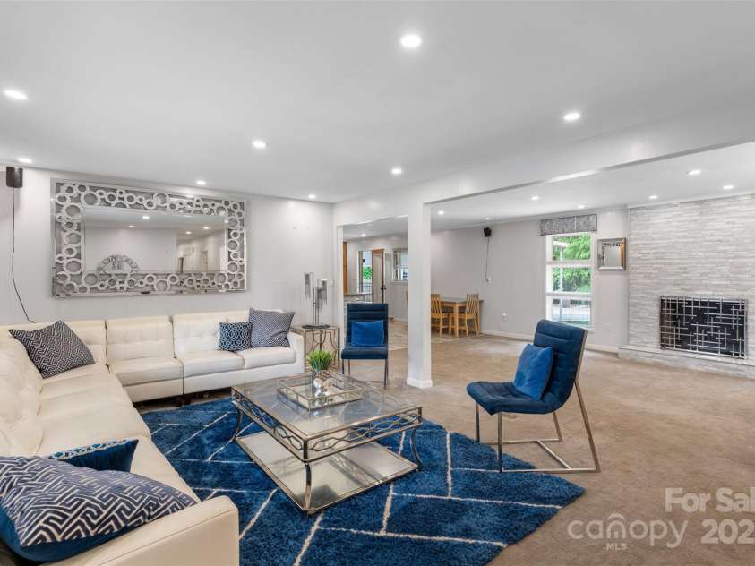 213 Lakeview Drive, Harrisburg, NC 28075.  MLS# CAR4253450, YatesRealty ID 27042. 