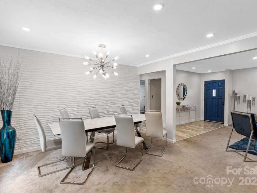 213 Lakeview Drive, Harrisburg, NC 28075.  MLS# CAR4253450, YatesRealty ID 27042. 