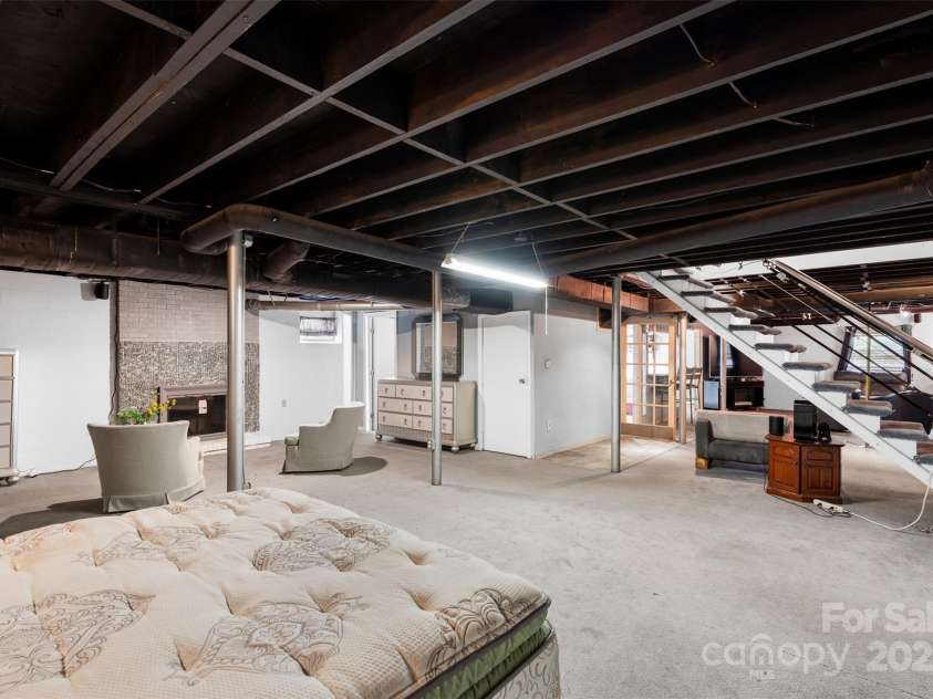 213 Lakeview Drive, Harrisburg, NC 28075.  MLS# CAR4253450, YatesRealty ID 27042. 