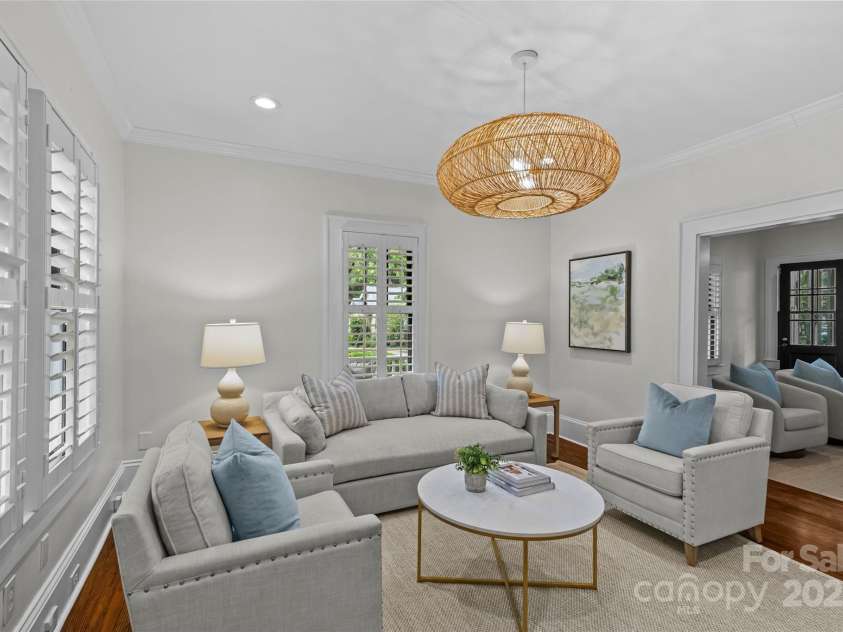 1612 Thomas Avenue, Charlotte, NC 28205.  MLS# CAR4278671, YatesRealty ID 27046. 