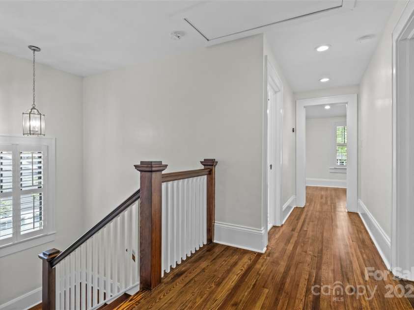 1612 Thomas Avenue, Charlotte, NC 28205.  MLS# CAR4278671, YatesRealty ID 27046. 