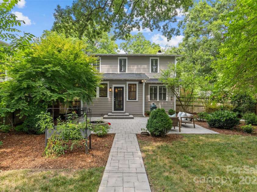 1612 Thomas Avenue, Charlotte, NC 28205.  MLS# CAR4278671, YatesRealty ID 27046. 