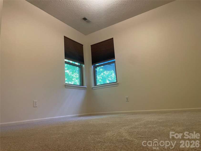 529 Lisa Carol Drive, Mooresville, NC 28115.  MLS# CAR4380748, YatesRealty ID 27046. 