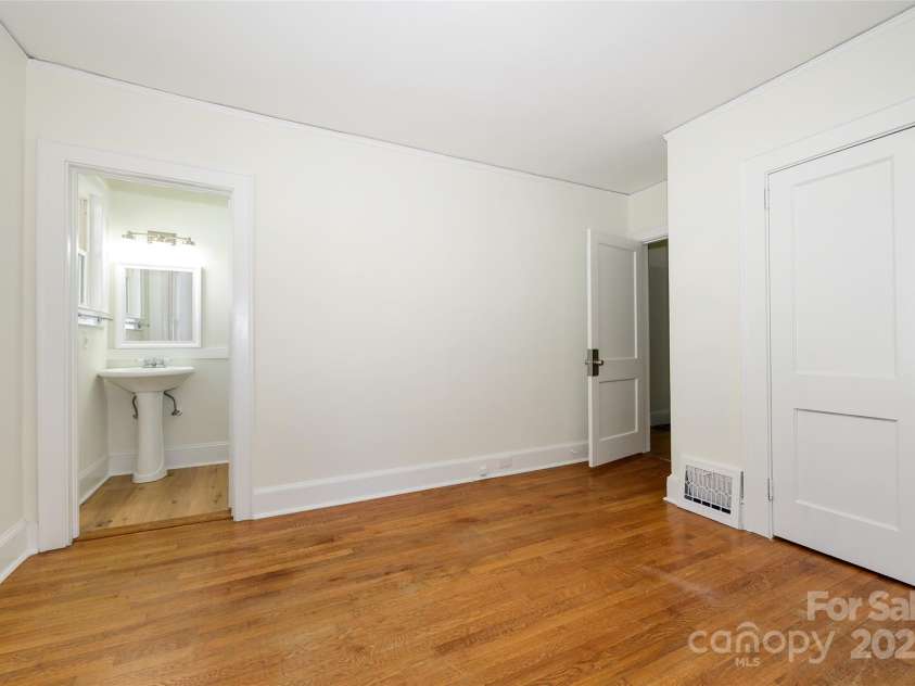 774 Eden Terrace, Rock Hill, SC 29730.  MLS# CAR4279351, YatesRealty ID 27047. 