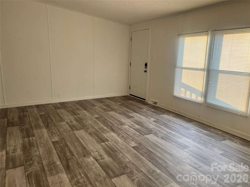265 Gloria Trail, Columbia, SC 29203.  MLS# CAR4336997, YatesRealty ID 2705. 