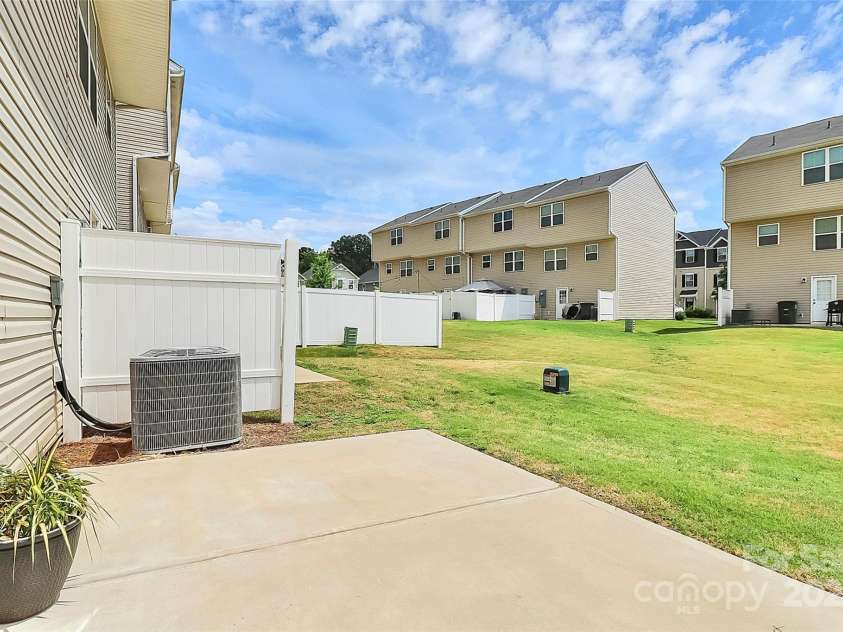 6320 Cutwater Circle, Charlotte, NC 28269.  MLS# CAR4282599, YatesRealty ID 27050. Back Patio